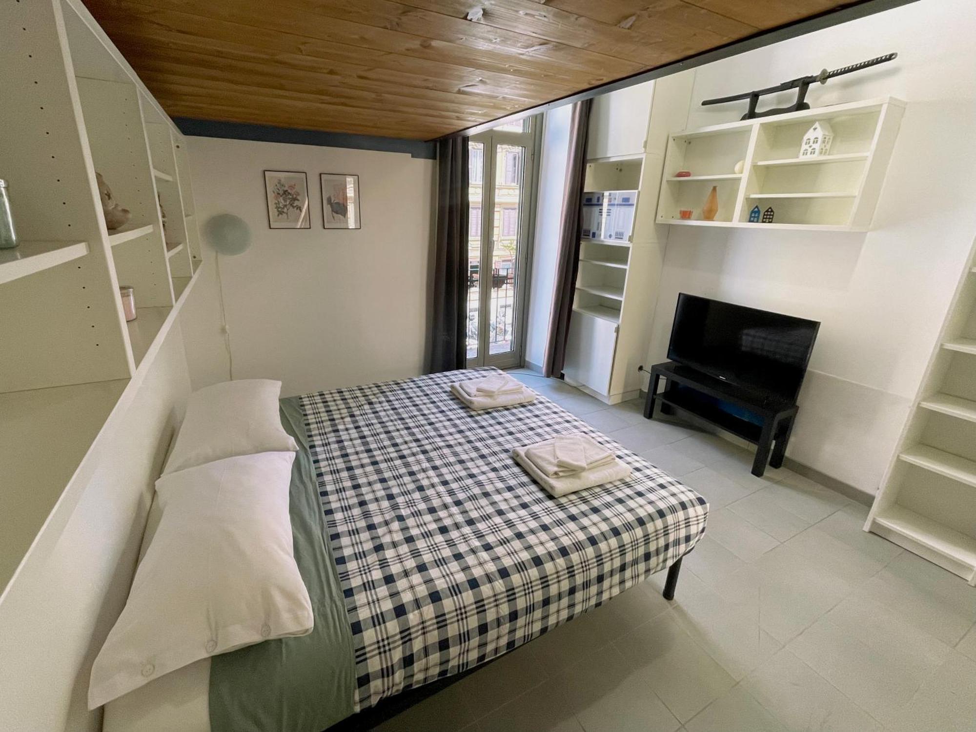 Blueberry House Rom